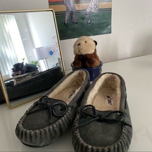 minnetonka moccasins